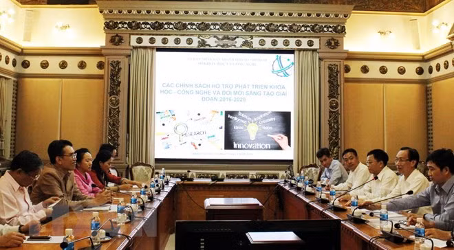 Ho Chi Minh City official receives Lao delegation ảnh 1