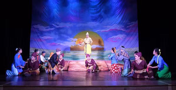 “Tuong” play staged to mark Vietnam – Singapore ties ảnh 1