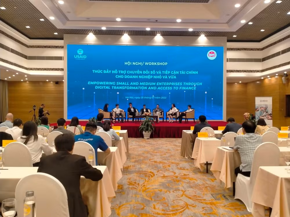 SMEs supported to accelerate digital transformation, access finance ảnh 1