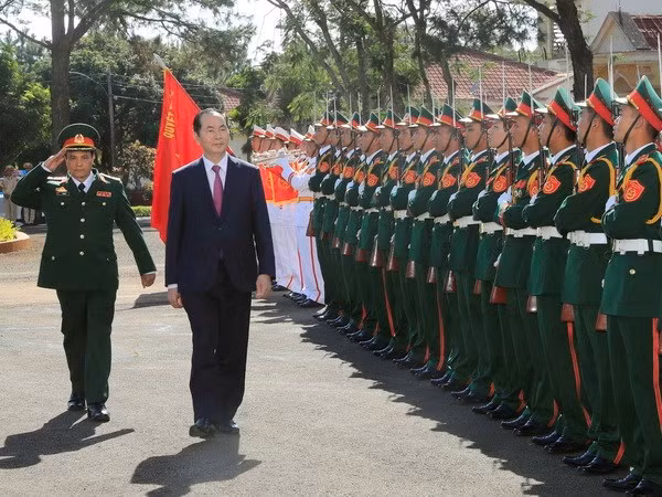 President pays pre-Tet visit to armed forces in Gia Lai ảnh 1 President pays pre-Tet visit to armed forces in Gia Lai ảnh 1