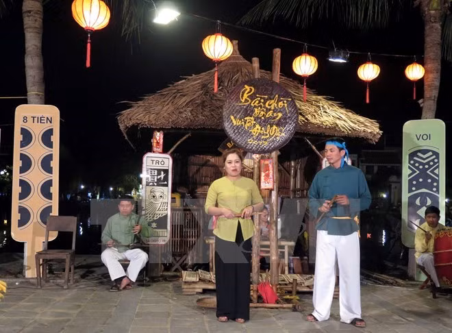 Festival celebrates UNESCO recognition of Bai Choi singing ảnh 1