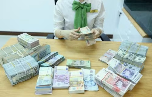 Reference exchange rate up on February 28 ảnh 1 Reference exchange rate up on February 28 ảnh 1