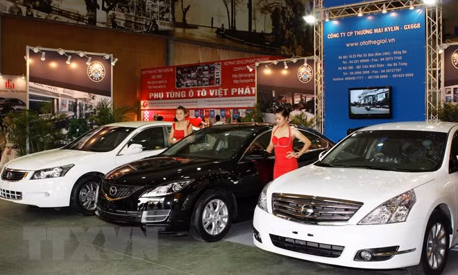 Auto imports drop following government’s new decree ảnh 1 Auto imports drop following government’s new decree ảnh 1