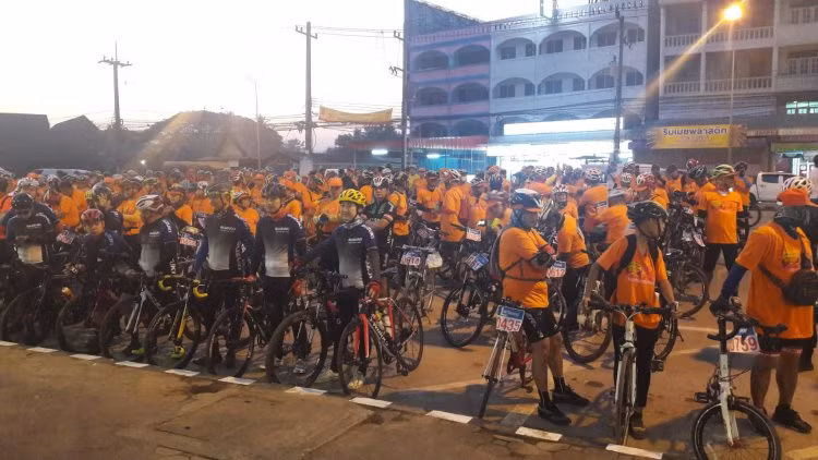 Thailand, Myanmar hold annual cycling activity ảnh 1
