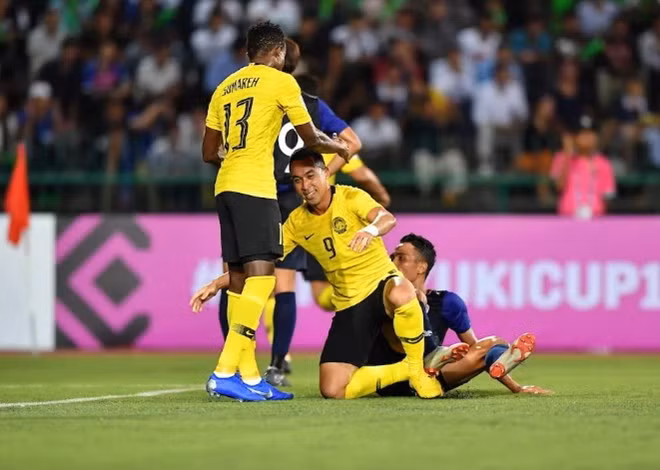 Malaysia, Myanmar win, pushing Vietnam to 3rd place in Group A ảnh 1