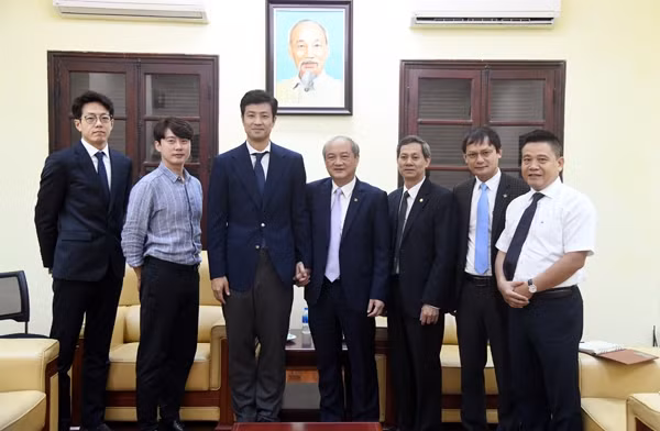 Asian Olympic Council delegation visits Vietnam ảnh 1