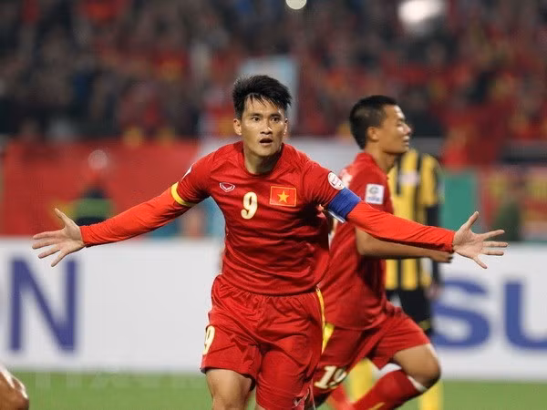 Vietnamese players named among top five AFF Suzuki Cup scorers ảnh 1