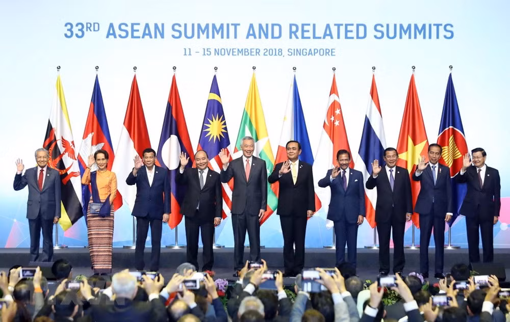 PM Phuc calls for sustained unity to build ASEAN Community ảnh 1