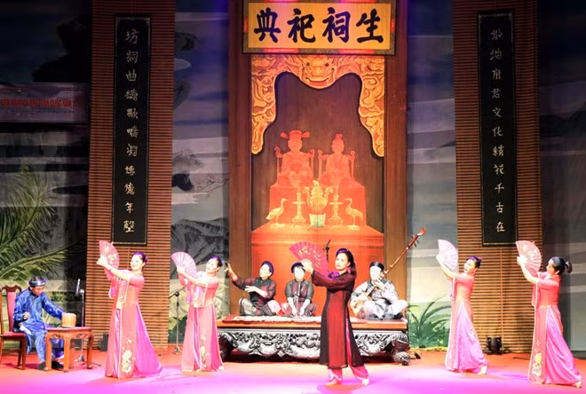 Curtain comes down on National Ca Tru Festival ảnh 1