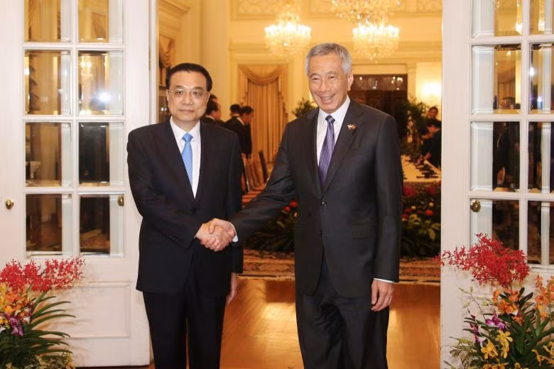 Singapore, China sign 11 bilateral cooperation documents ảnh 1