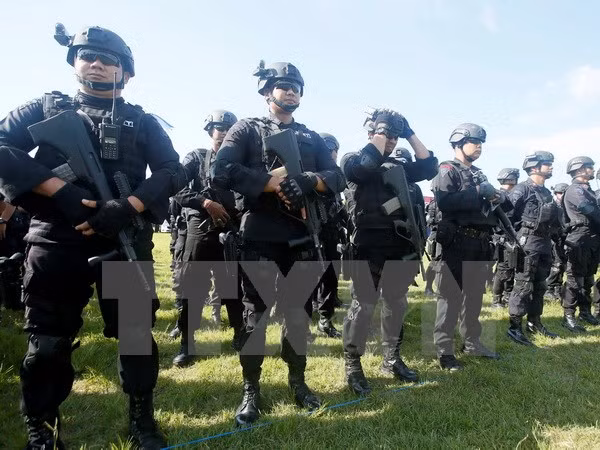 Indonesia: More police deployed to protect Christmas, New Year holidays ảnh 1