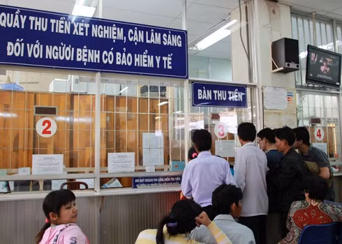 Red tape slows health insurance sign-up ảnh 1