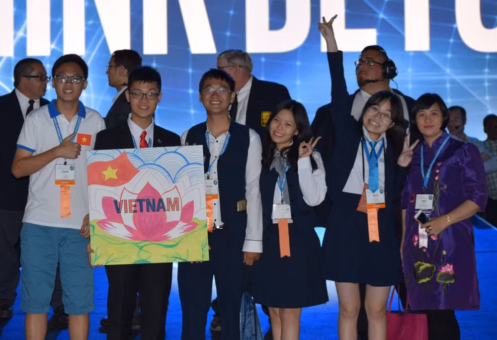 Vietnamese students shine at world’s largest int’l science competition ảnh 1