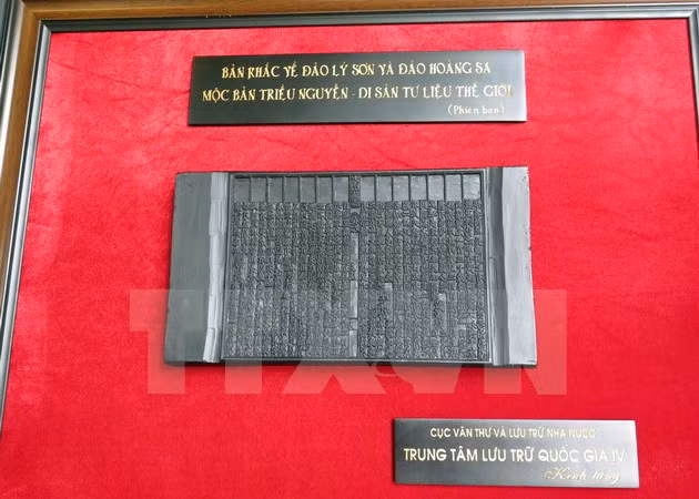 Hue exhibits Vietnam’s memories of the world ảnh 1