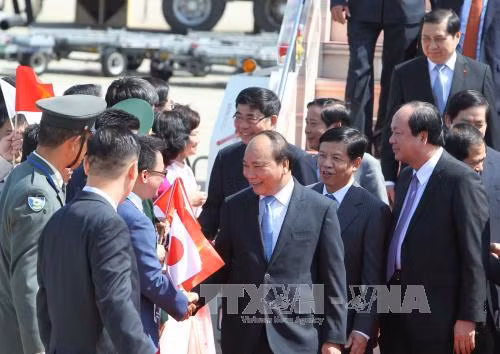PM arrives in Nagoya for Japan visit ảnh 1 PM arrives in Nagoya for Japan visit ảnh 1