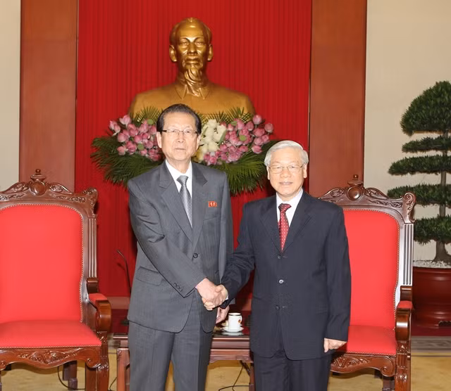 Party chief greets DPRK Workers’ Party delegation ảnh 1