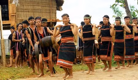 Spring festivals of ethnic minority groups ảnh 2