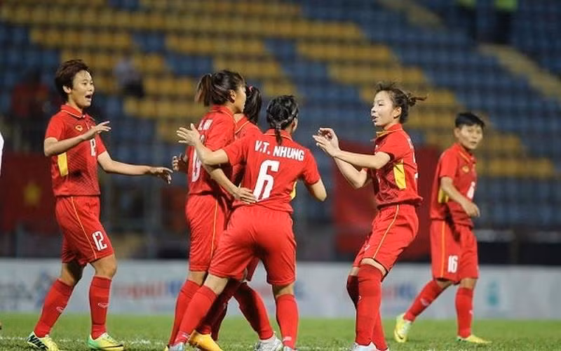 Vietnam trounce Cambodia 10-0 in AFF Women’s Championship ảnh 1