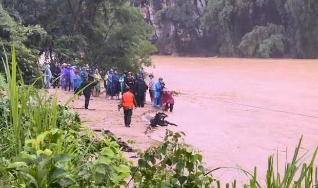 Five dead, 14 missing as consequences of storm Wipha ảnh 1