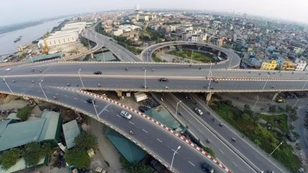 HCM City cracks the whip to speed up public spending ảnh 1