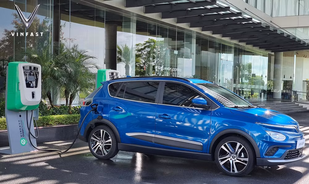 Charging station service – promising business amid EV era ảnh 1