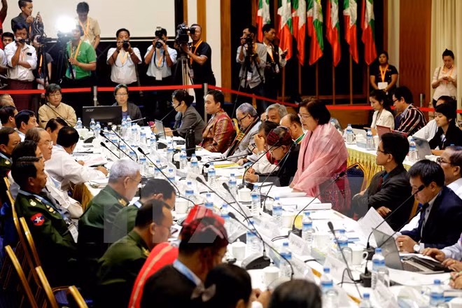 Myanmar signs peace deal with 8 rebel groups ảnh 1