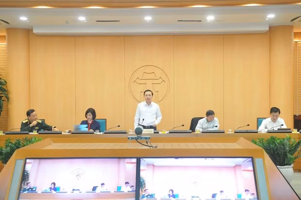  Hanoi allows re-opening of internet and online game shops ảnh 1
