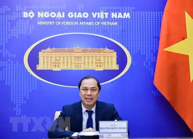 Deputy Foreign Minister holds talks with German foreign affairs official ảnh 1