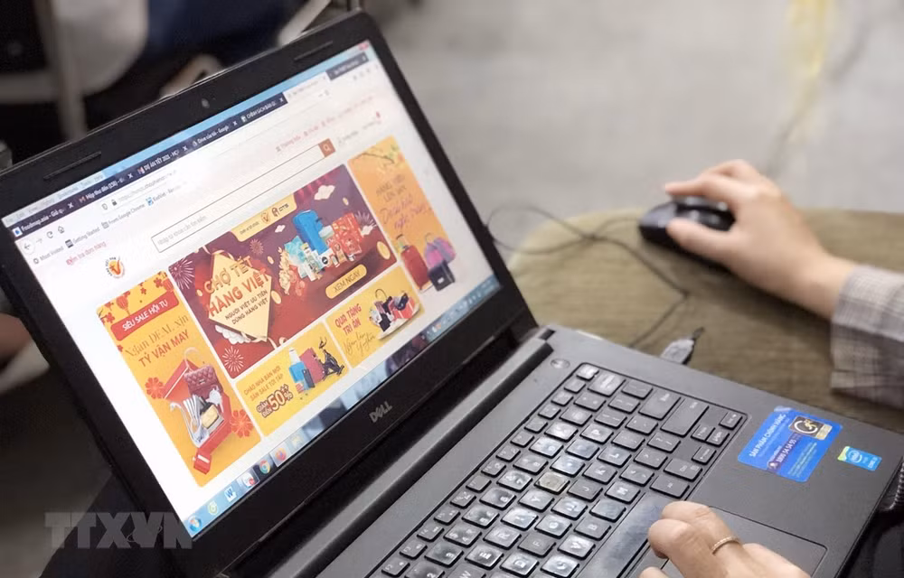 Finance Ministry aiming to tax e-commerce sellers ảnh 1