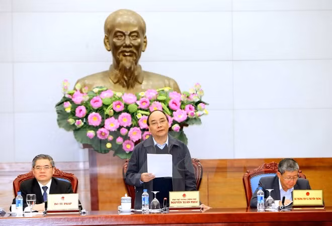 Deputy PM requests fixing overlapping administrative regulations ảnh 1