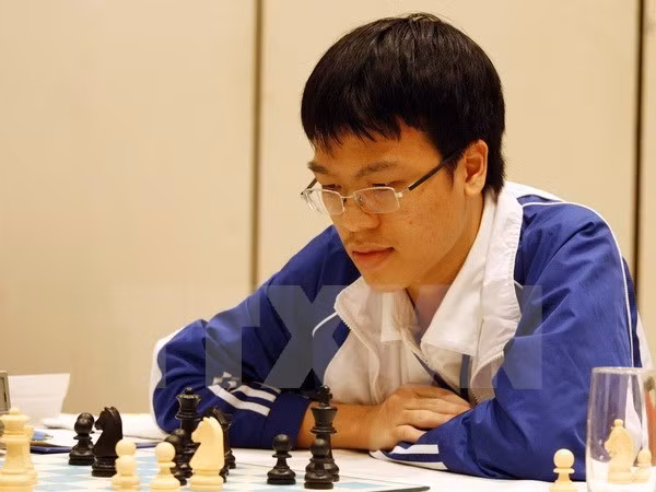 Top chess player Liem rises to best-ever world ranking ảnh 1