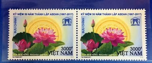 Postage stamp issued on ASEAN’s 50th founding anniversary ảnh 1 Postage stamp issued on ASEAN’s 50th founding anniversary ảnh 1
