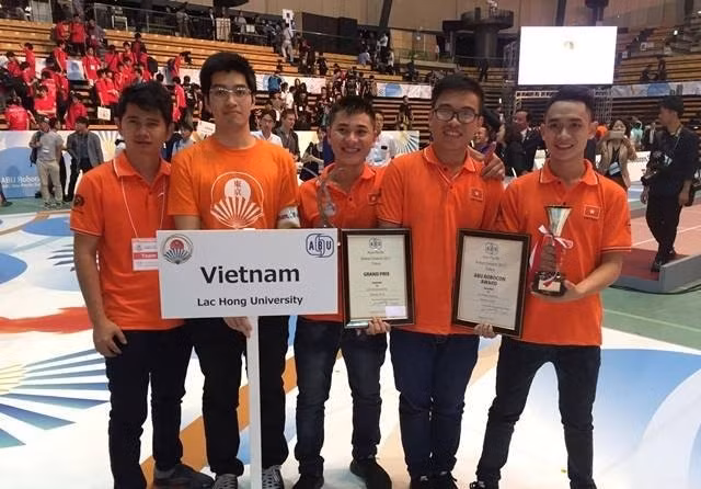 Vietnam wins Asia-Pacific robot contest for sixth time ảnh 1