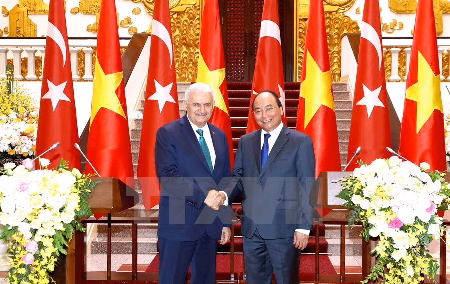 Vietnam – Turkey ties see opportunities to flourish: Turkish PM ảnh 1