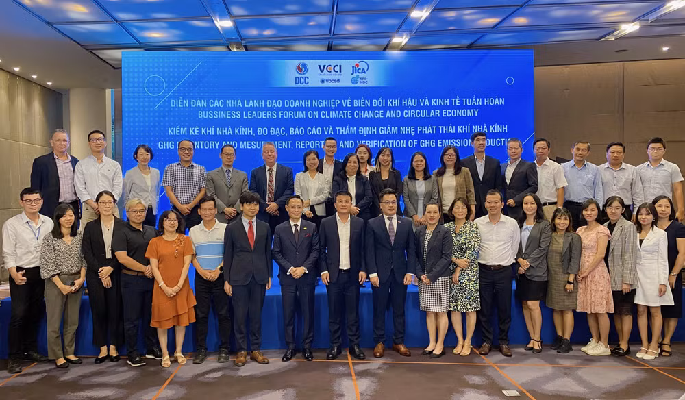 Forum mulls over private sector’s engagement in climate actions ảnh 1