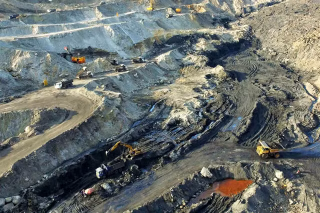 Mining sector must push for greater implementation of technology ảnh 1