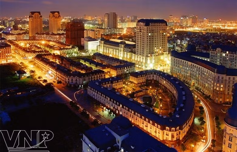 Hanoi on track to fulfil annual revenue target ảnh 1