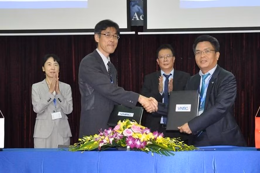 Vietnam, Japan seal satellite data exchange deal ảnh 1