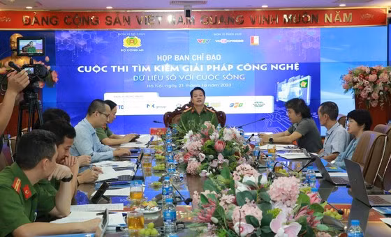 Data For Life 2023 competition draws hundreds of entries ảnh 1