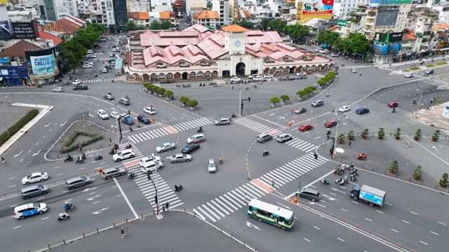 HCM City plans to renovate Ben Thanh Market ảnh 1