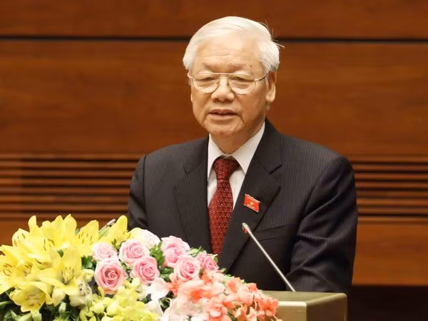 French Party official: Party chief’s article holds timeless values of President Ho Chi Minh’s Thought ảnh 3