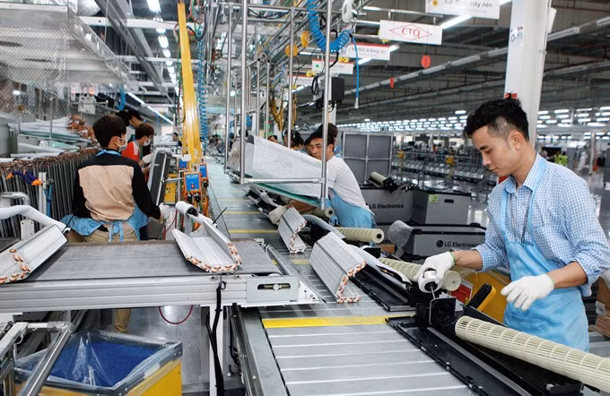 Tax, investment changes concern foreign firms ảnh 1