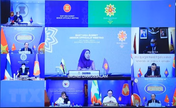 Senior officials laud progress in EAS cooperation ảnh 2