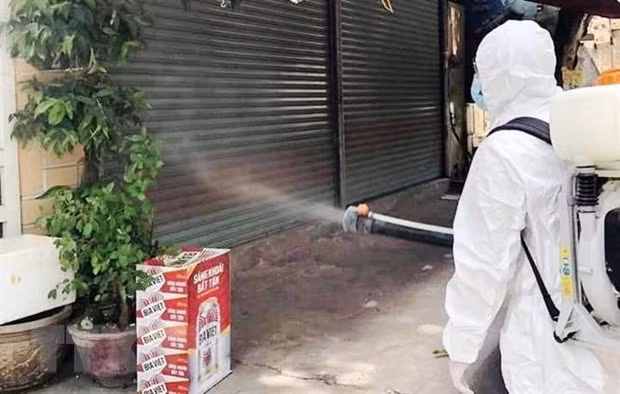 Vietnam reports 15 new cases of COVID-19 on June 26 morning ảnh 1