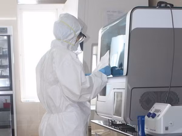 COVID-19 vaccine fund raises over 241 million USD ảnh 1