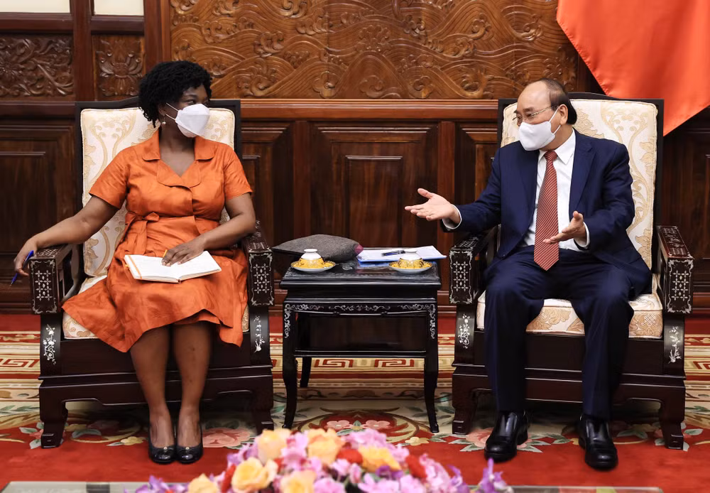 President receives WB Vice President for East Asia and Pacific ảnh 1