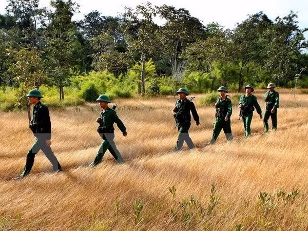 Vietnam, Cambodia hold first defence policy dialogue ảnh 1