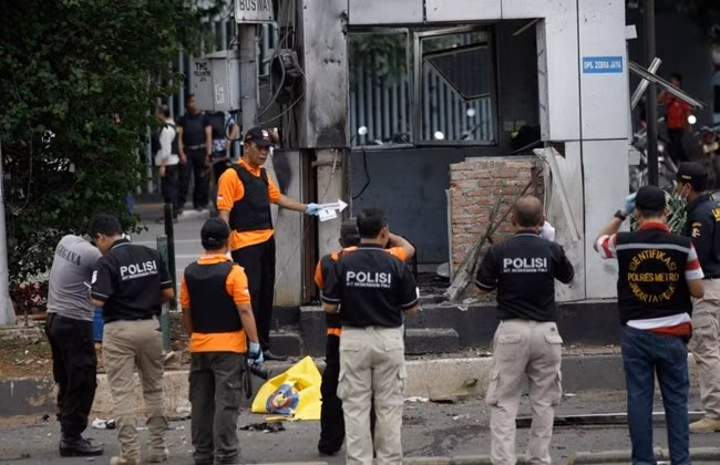 Malaysia arrests 16 for suspected militant links ảnh 1