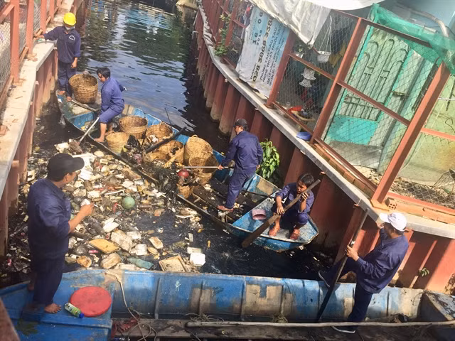 HCM City draws up master plan on solid waste ảnh 1