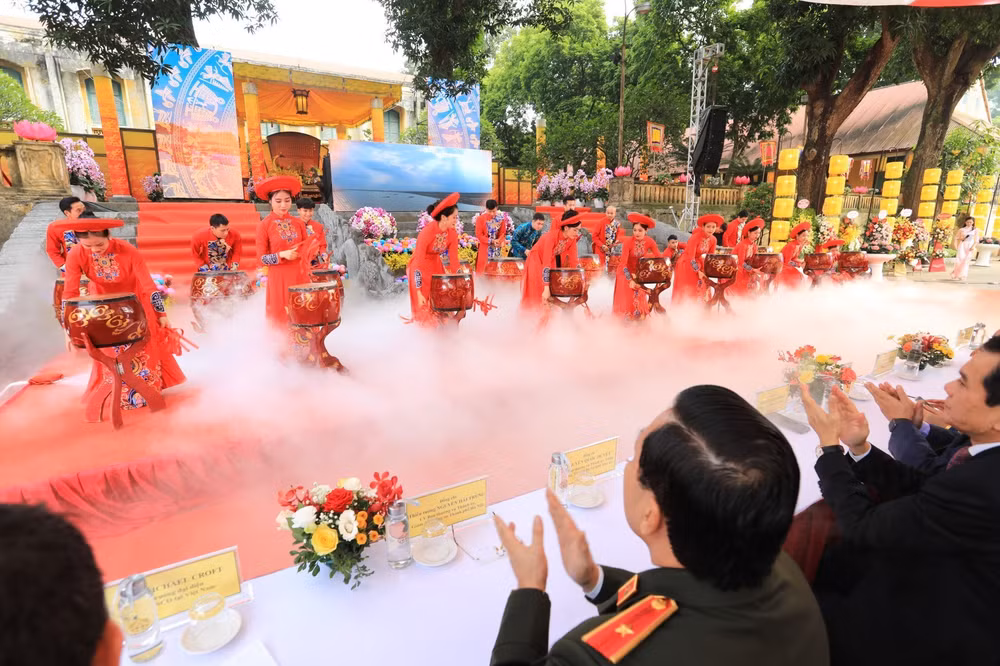 Thang Long Imperial Citadel marks 10th anniversary of UNESCO recognition ảnh 1